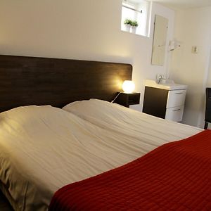 Budget Kamer met Twee Aparte Bedden